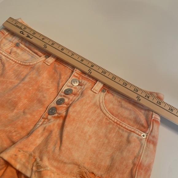 We the Free Shorts Romeo Peach Distressed Mid Rise Rolled Cut Off Shorts - Picture 5 of 11